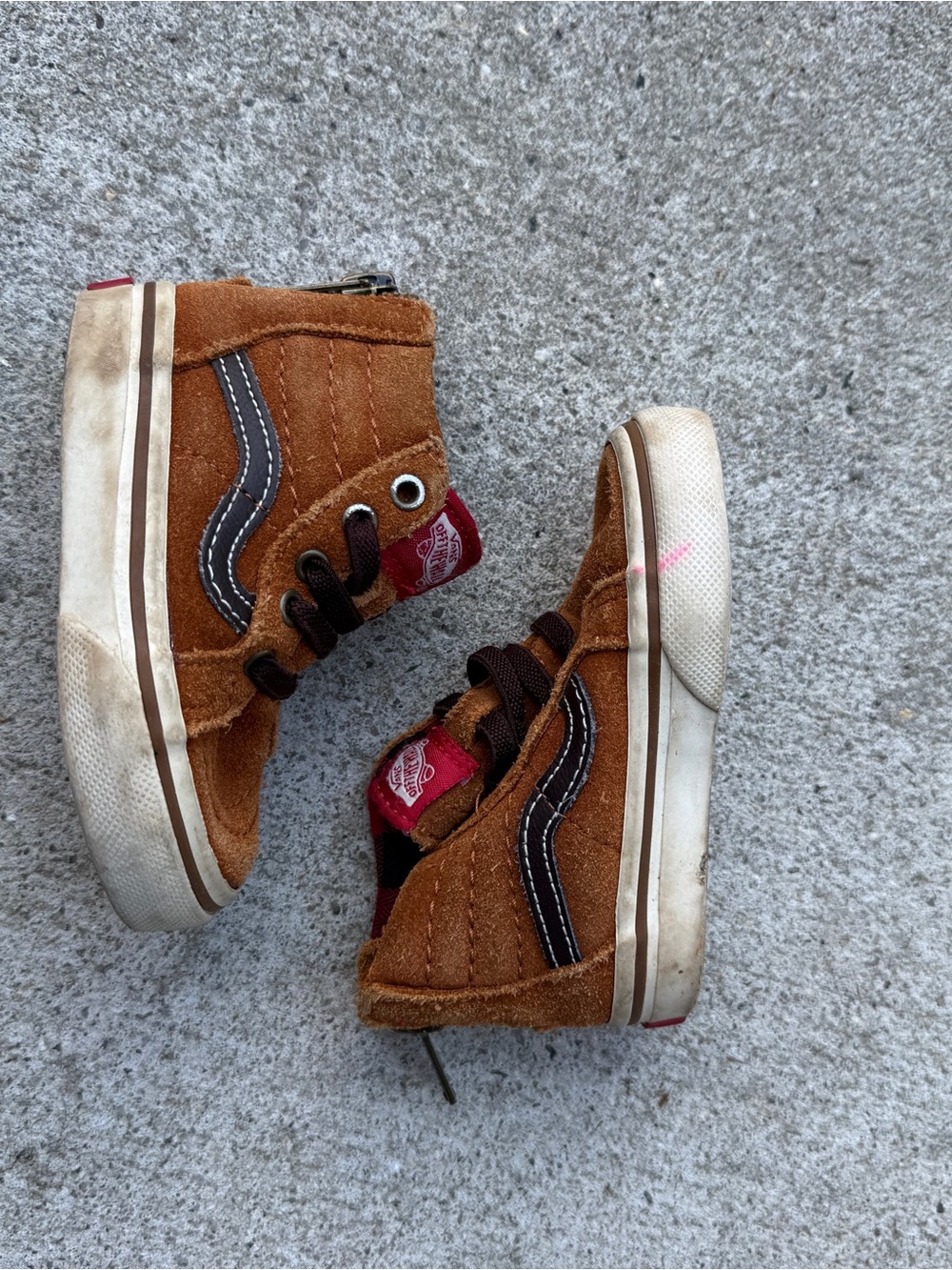 Vans Kids Brown Suede High-Top Sneakers with Black Side Stripe